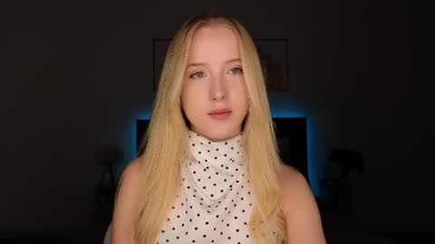 Snapshot of adele_armas chatting on 07.14.26 Adele online show from 07.14.26