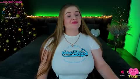 Snapshot of adele_sugar chatting on 12.15.24 Your Adele online show from 12.15.24