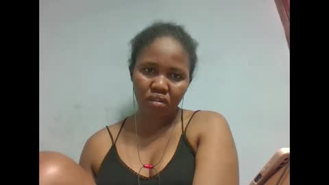 Snapshot of adelealy chatting on 10.17.25 adelealy online show from 10.17.25