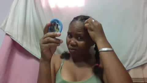 Snapshot of adelealy chatting on 01.16.26 adelealy online show from 01.16.26