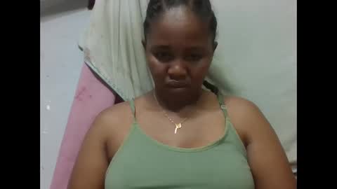 Snapshot of adelealy chatting on 02.18.26 adelealy online show from 02.18.26