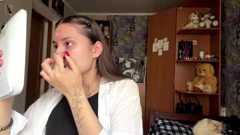 Poly online show from 04.16.26