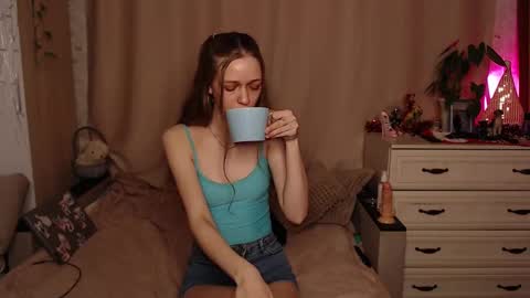 Lina online show from 03.06.25