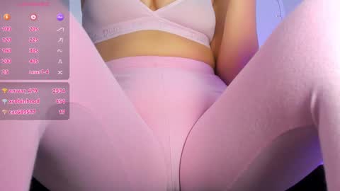 Snapshot of adelinaconte1 chatting on 12.29.24 adelinaconte1 online show from 12.29.24