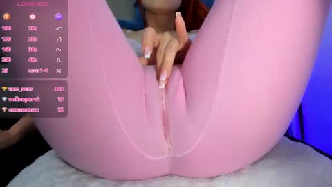 Snapshot of adelinaconte1 chatting on 01.16.25 adelinaconte1 online show from 01.16.25