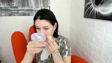 Adel online show from 02.21.25