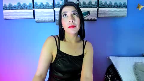 Adelle online show from 02.10.25