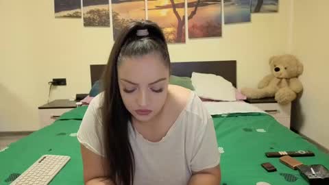 Adellineee online show from 05.14.26