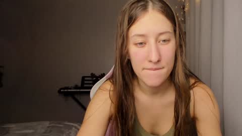 Snapshot of adellqueen chatting on 12.22.24 Adell online show from 12.22.24