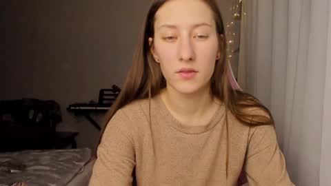 Snapshot of adellqueen chatting on 12.25.24 Adell online show from 12.25.24