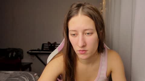 Snapshot of adellqueen chatting on 12.28.24 Adell online show from 12.28.24