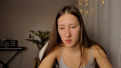 Snapshot of adellqueen chatting on 01.30.25 Adell online show from 01.30.25