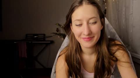 Snapshot of adellqueen chatting on 03.03.25 Adell online show from 03.03.25