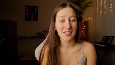 Snapshot of adellqueen chatting on 03.05.25 Adell online show from 03.05.25