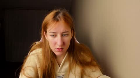 Snapshot of adellqueen chatting on 01.11.26 Adell online show from 01.11.26