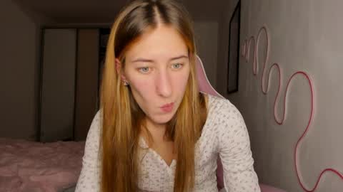 Adell online show from 06.08.26