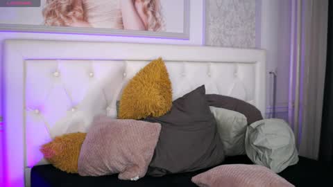 Snapshot of adelyn_chase chatting on 12.07.24 Adelyn online show from 12.07.24