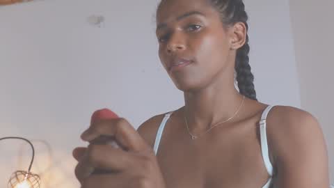 Snapshot of adelyn_x chatting on 01.12.25 instragram adelyn 111 online show from 01.12.25