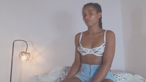 Snapshot of adelyn_x chatting on 01.12.25 instragram adelyn 111 online show from 01.12.25