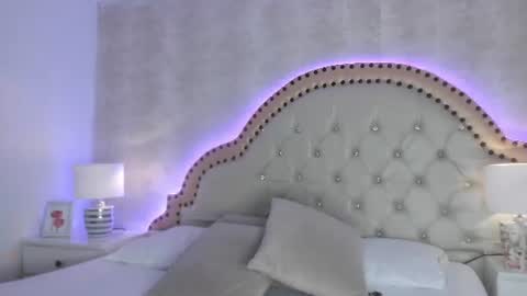 Im Adhara  online show from 06.10.26