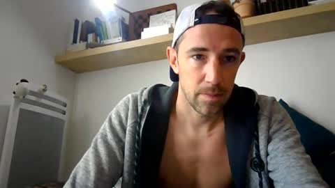 adibou13 online show from 02.25.26