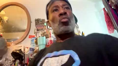 adick_ting online show from 10.22.25