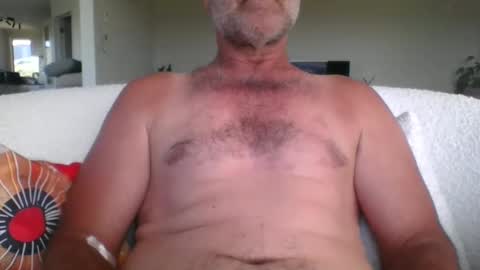 Snapshot of adjustable14 chatting on 02.20.25 adjustable14 online show from 02.20.25