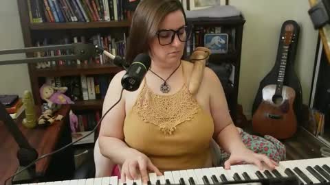 Snapshot of adobe_angel304 chatting on 12.15.24 adobe_angel304 online show from 12.15.24