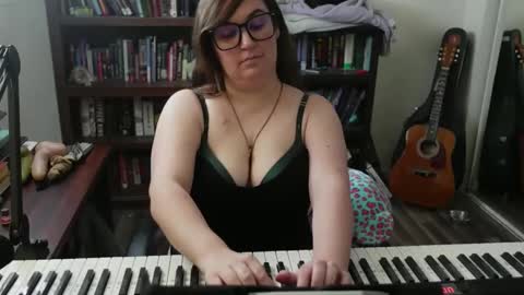 Snapshot of adobe_angel304 chatting on 11.23.25 adobe_angel304 online show from 11.23.25