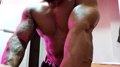 Adonis online show from 10.08.25