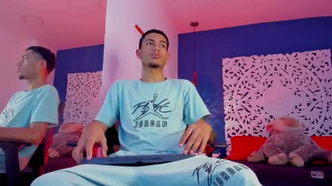 Snapshot of adonis_wb chatting on 09.10.25 adonis_wb online show from 09.10.25