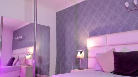 Adonis  online show from 11.25.25