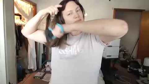 adorable22 online show from 11.17.25