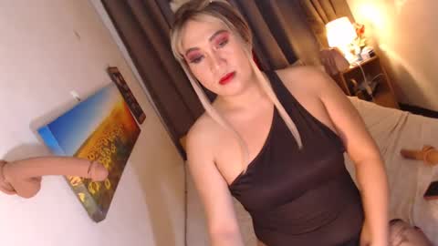 MsKim  online show from 01.31.25