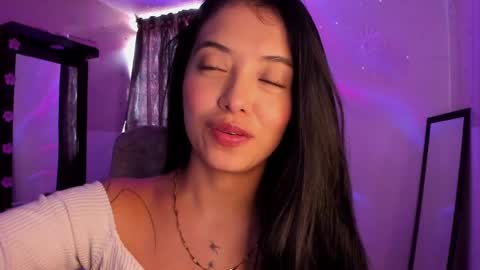 Snapshot of adorabolt chatting on 02.21.25 Stormi online show from 02.21.25