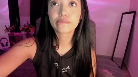 Snapshot of adorabolt chatting on 02.25.25 Stormi online show from 02.25.25