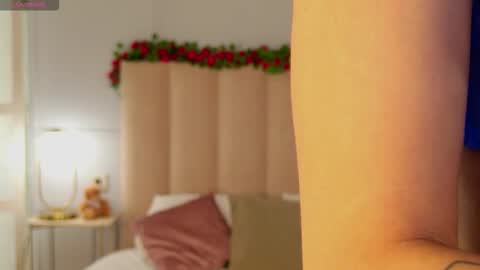 adoracortes online show from 02.05.26