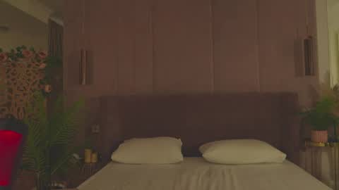 adoracortes online show from 04.17.26