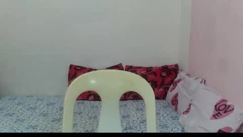 Snapshot of adorned_avah chatting on 11.26.25 Eve online show from 11.26.25