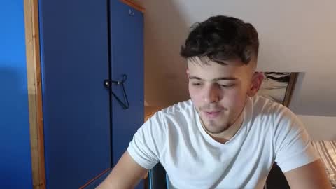 Snapshot of adr_twink chatting on 10.12.25 ADR Twink online show from 10.12.25