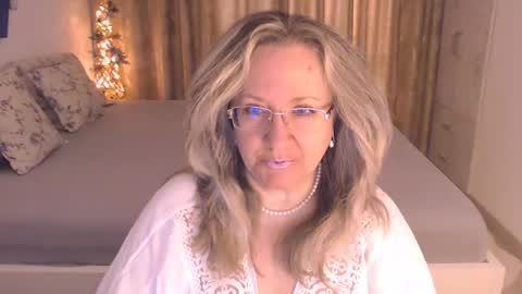 Cryna online show from 01.11.26