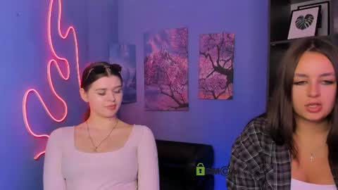 Snapshot of adri_sky chatting on 07.31.26 adri_sky online show from 07.31.26