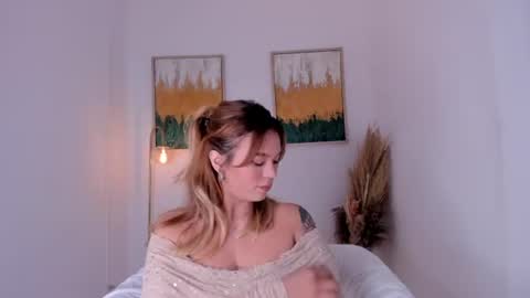 Snapshot of adria_ross chatting on 06.21.26 Adriana online show from 06.21.26
