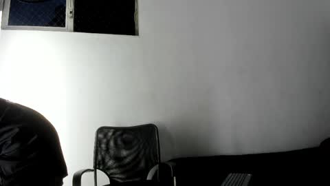 Adrian W  online show from 06.07.26