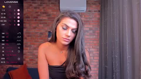 Snapshot of adriana1_ chatting on 09.22.25 Adriana online show from 09.22.25