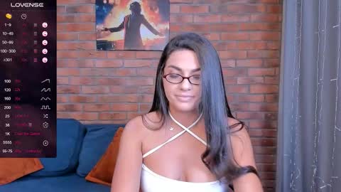 Snapshot of adriana1_ chatting on 10.04.25 Adriana online show from 10.04.25