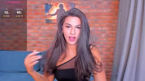 Snapshot of adriana1_ chatting on 10.21.25 Adriana online show from 10.21.25