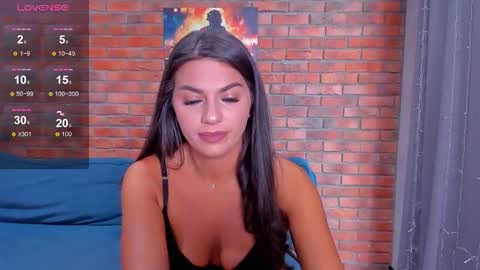 Snapshot of adriana1_ chatting on 10.23.25 Adriana online show from 10.23.25