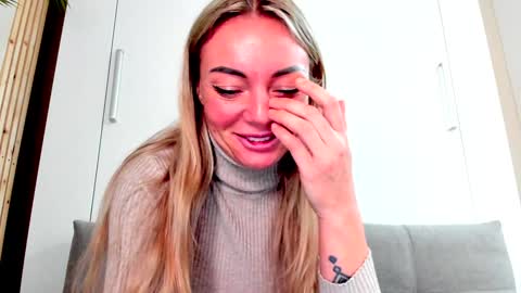 Adriana online show from 01.25.25