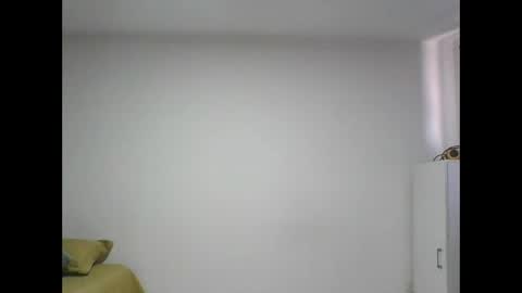 adrianagogo18 online show from 10.26.25